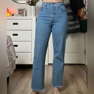 Levi’s Ribcage Ankle Straight Jeans Size 27